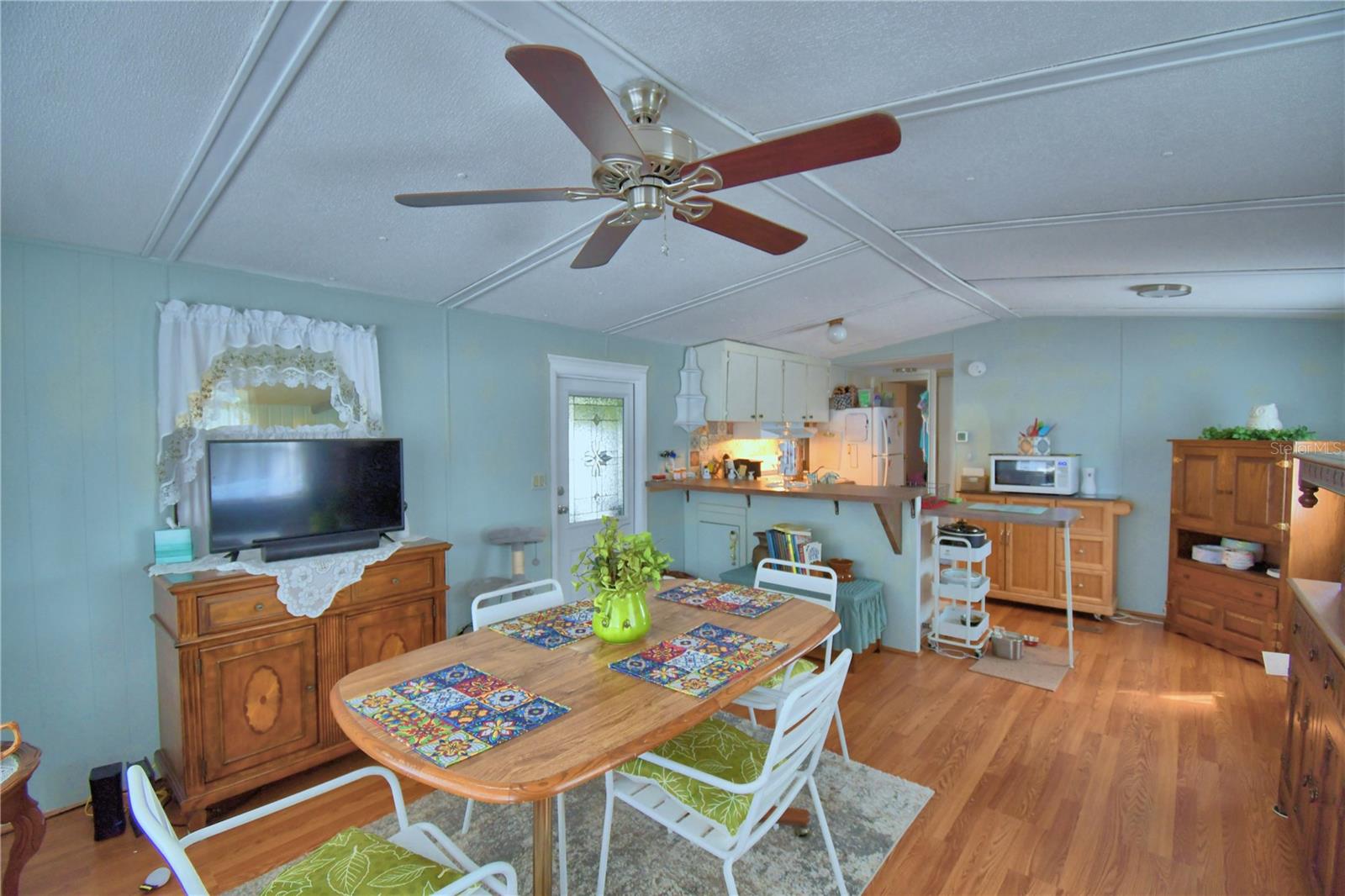 WEST VIEW RIDGE RESORTS INC - Residential