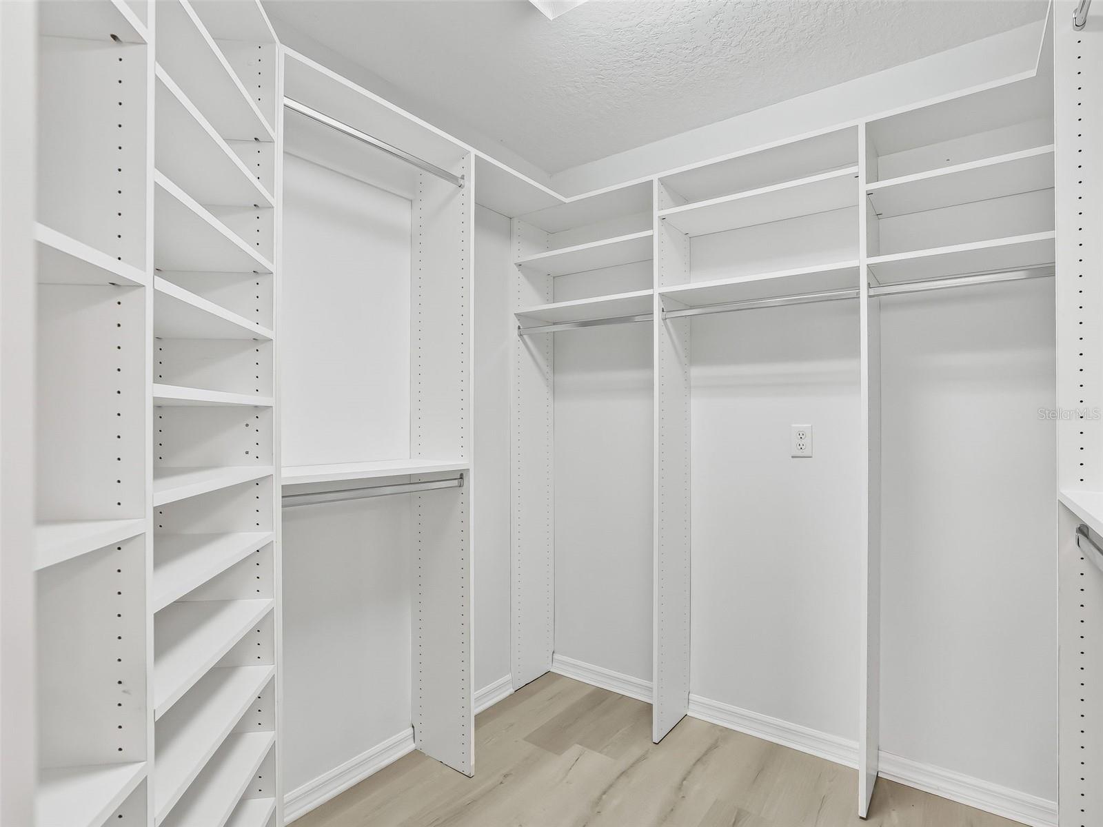 STONECREST - Residential