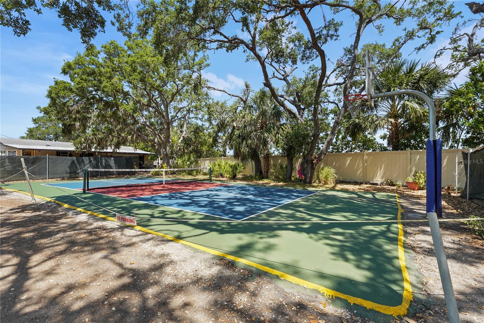 SOUTH WINDS MHP CO-OP - Residential