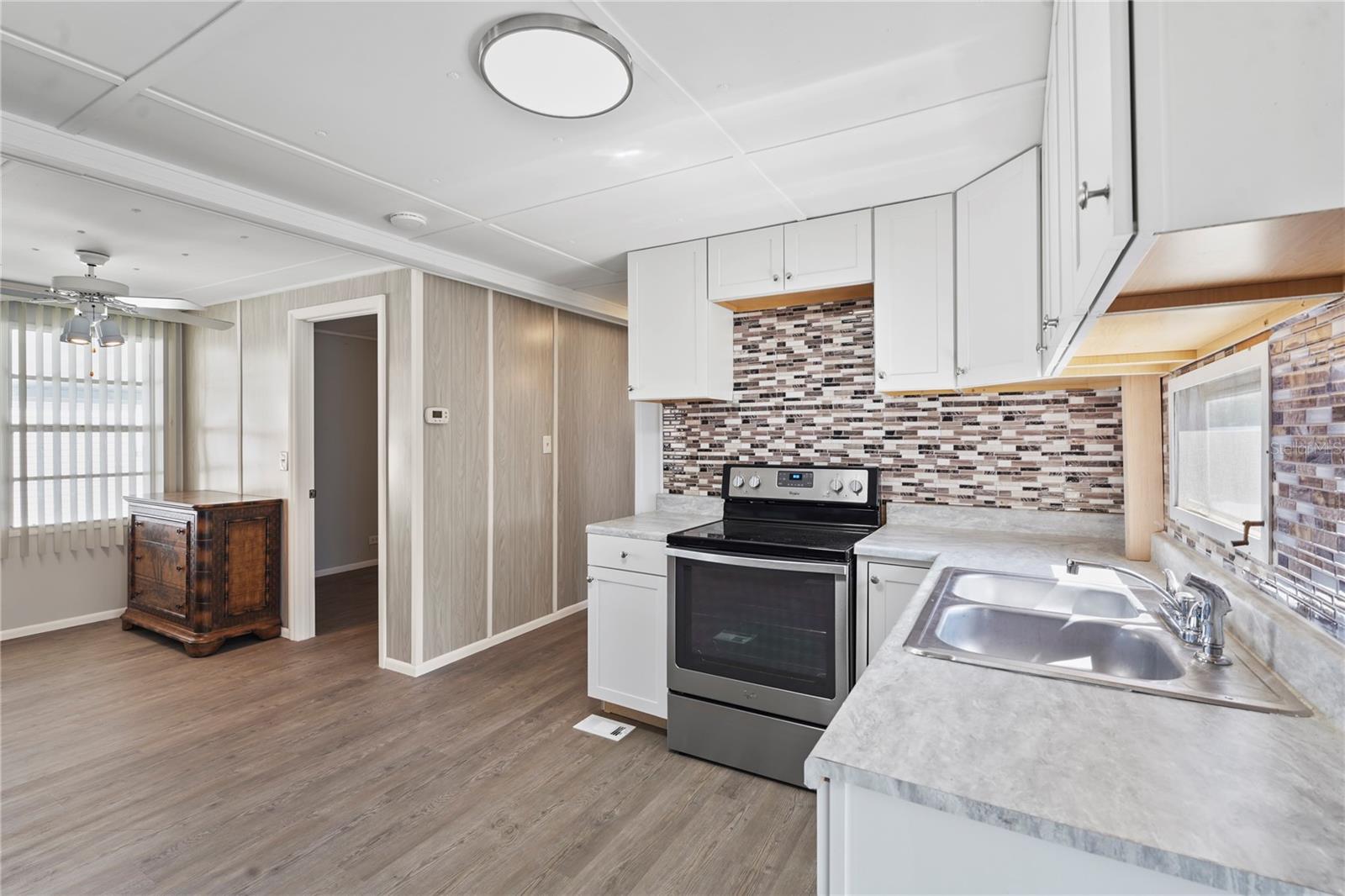 SOUTH WINDS MHP CO-OP - Residential