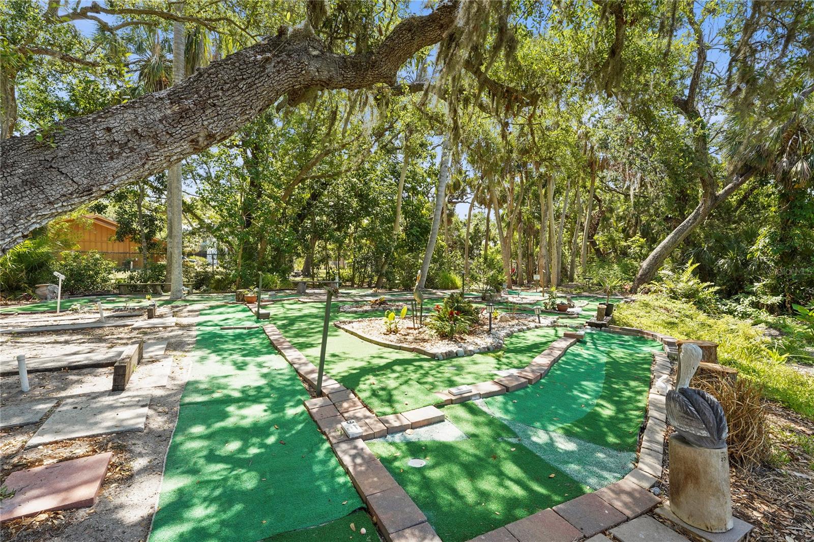 SOUTH WINDS MHP CO-OP - Residential