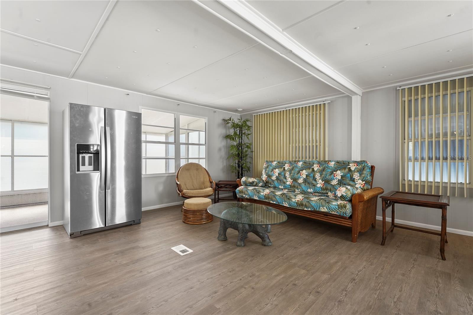 SOUTH WINDS MHP CO-OP - Residential