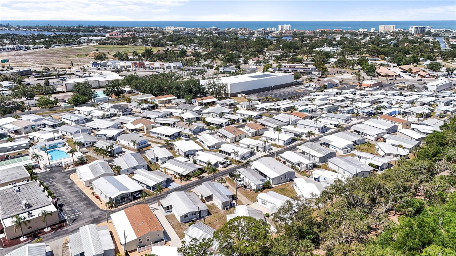 SOUTH WINDS MHP CO-OP - Residential