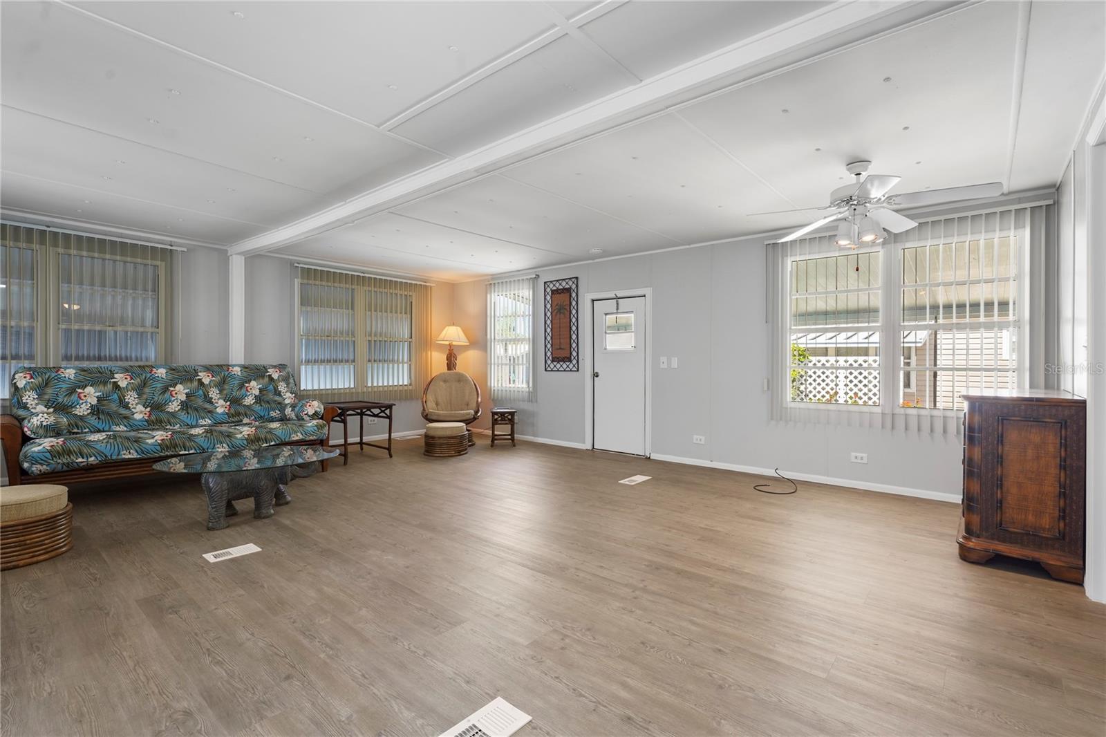 SOUTH WINDS MHP CO-OP - Residential