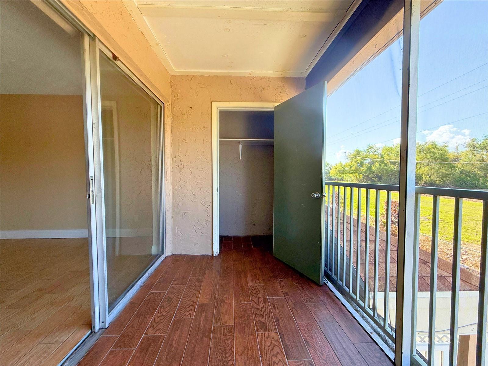 MANHATTAN PALMS CONDO - Residential