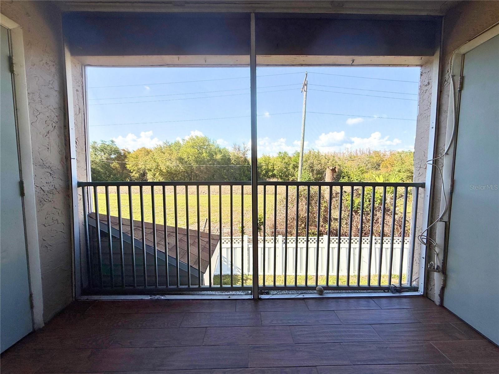 MANHATTAN PALMS CONDO - Residential