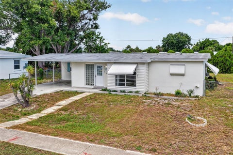 Photo of 22123 Belinda Avenue, Port Charlotte, FL 33952 (MLS # C7527626)