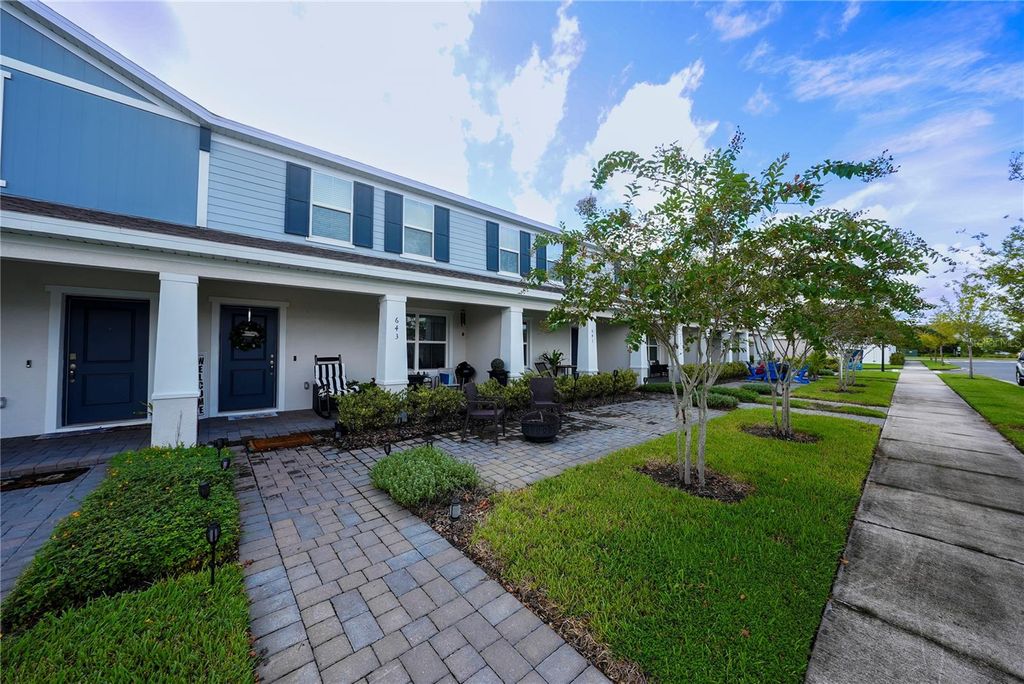 Photo of 643 Belgrove Street, Debary, FL 32713 (MLS # O6338664)