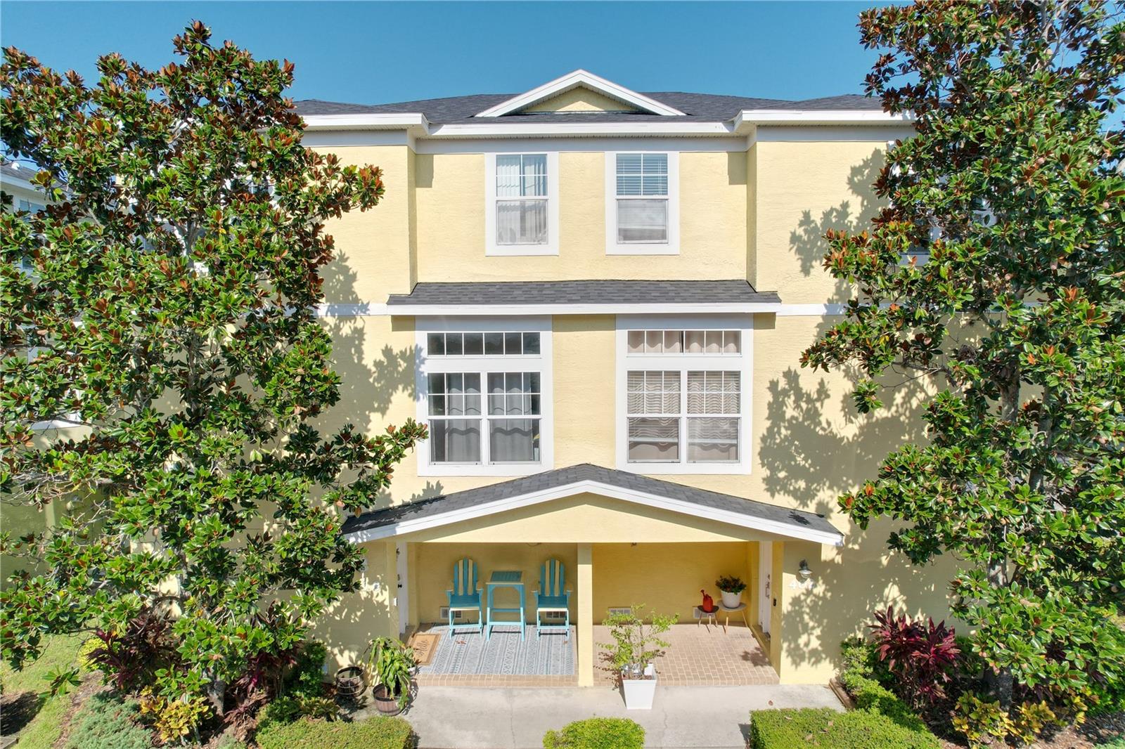 Modern Style Meets Comfort in This Renovated Tarpon Springs Townhome.
Step into style and convenience in this beautifully updated townhome in Bayou Village, right in the heart of Tarpon Springs. With nearly 1,800 square feet spread across three thoughtfully designed levels, this home combines contemporary upgrades with practical living spaces.
Inside, you'll find upgraded flooring throughout, freshly repainted kitchen cabinets, and charming shiplap accent walls that add warmth and character. The main living area features soaring 10-foot ceilings and flows effortlessly onto a west-facing balcony—perfect for enjoying sunset views under the retractable awning.
The kitchen is well-appointed with quartz countertops, stainless steel appliances, and a generous pantry for storage. There are three full bathrooms and three bedrooms, including a spacious secondary bedroom or den with an adjacent full bath on the main floor—ideal for guests or a home office. Upstairs, the expansive primary suite includes a recently renovated ensuite with double sinks, subway tile, and updated finishes, as well as a large walk-in closet. A versatile loft area upstairs can serve as a workspace, gaming nook, or exercise area.
Additional features include a 2-car garage with plenty of storage, a 3-year-old HVAC system, and pre-wiring for a future elevator for added long-term comfort.
Located just a short walk to downtown Tarpon Springs, this home offers easy access to local restaurants, breweries, and unique shops. Enjoy weekends at Craig Park and Spring Bayou, featuring tennis courts, playgrounds, a boat dock, and year-round community events like First Friday, markets, and festivals.
This is the perfect home for anyone seeking a low-maintenance lifestyle in a vibrant, walkable neighborhood with a strong sense of community. Schedule a showing today!