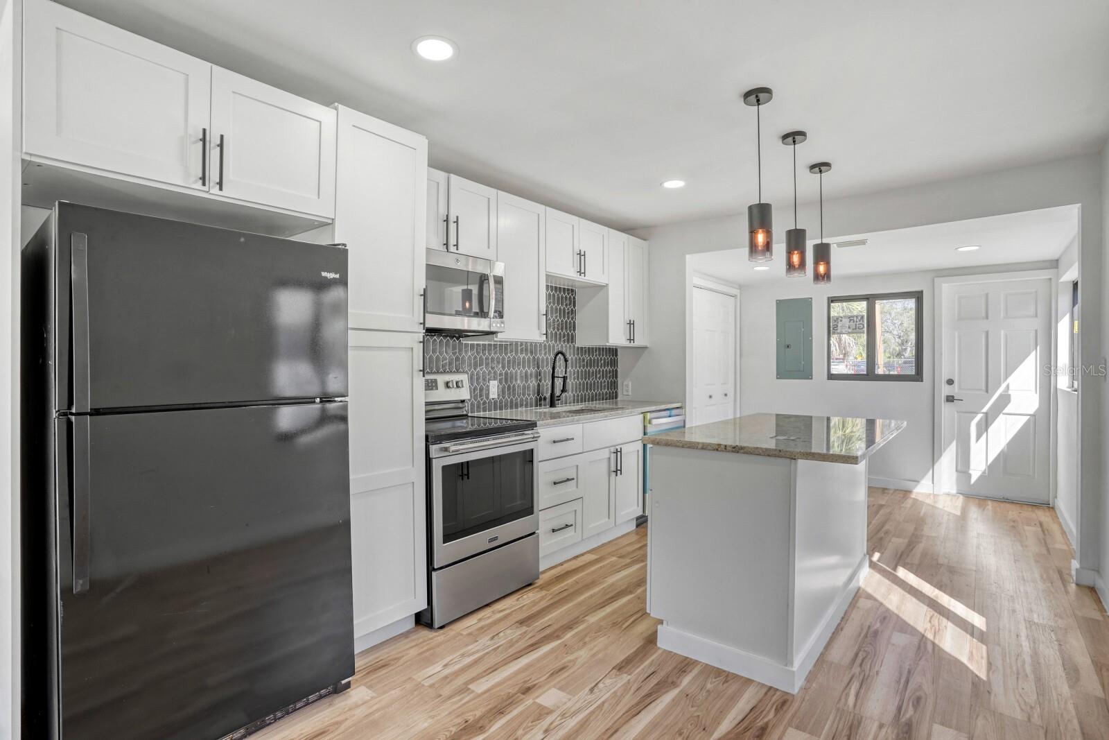 GLENWOOD PARK - Residential