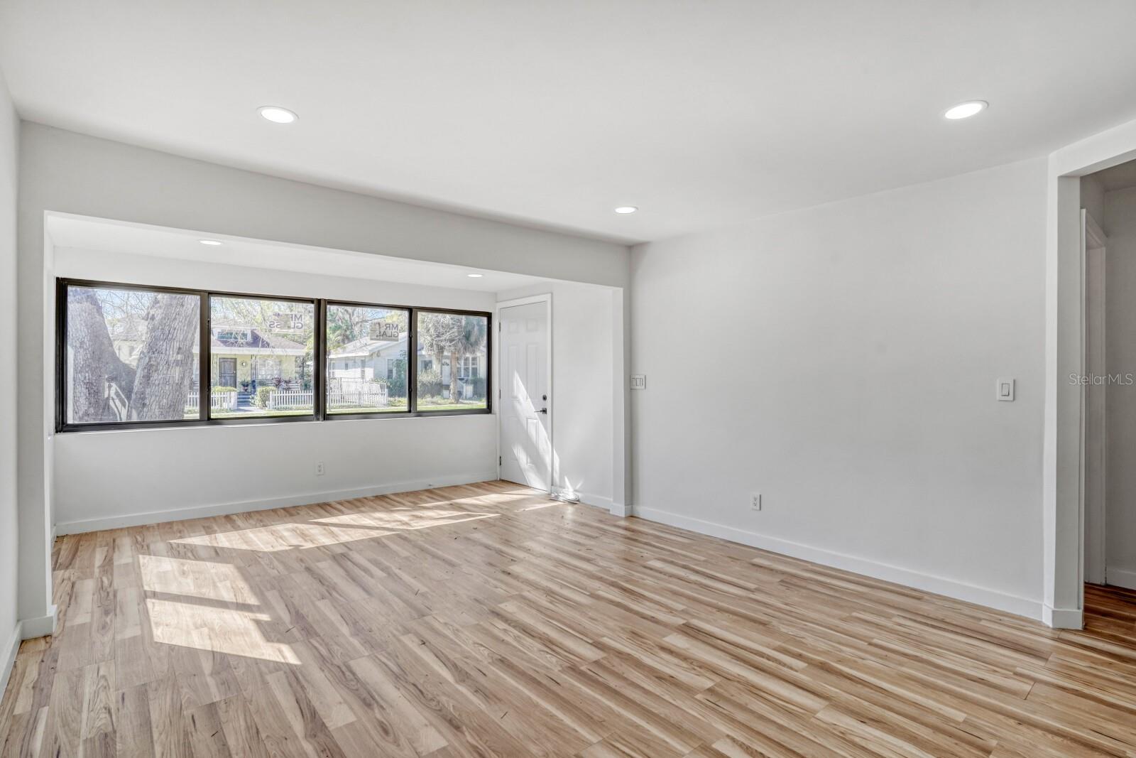 GLENWOOD PARK - Residential