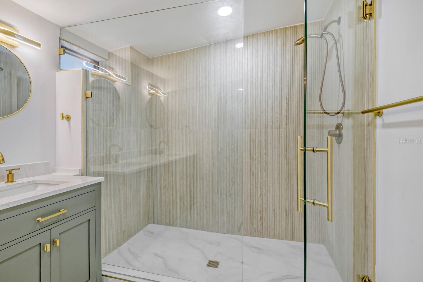 GLENWOOD PARK - Residential