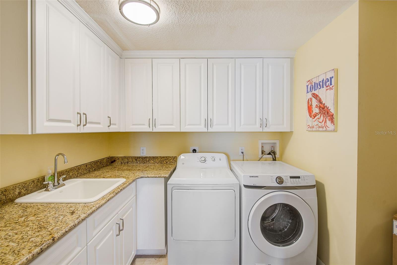 AQUALEA RESIDENCES CONDO - Residential