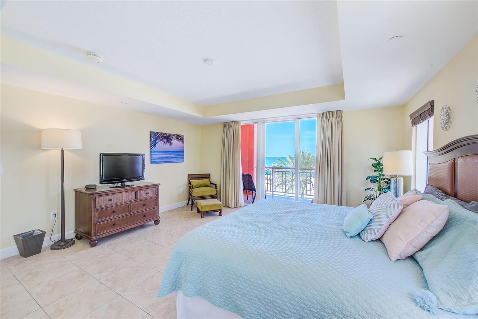 AQUALEA RESIDENCES CONDO - Residential