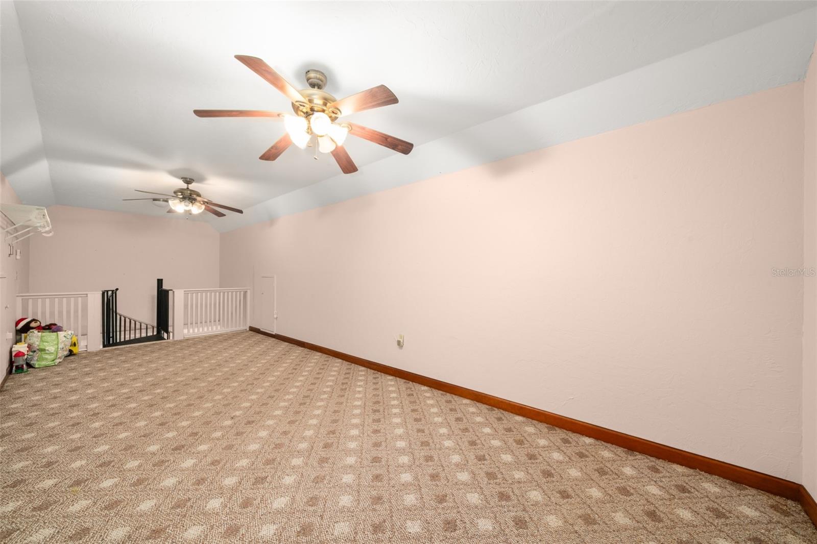 ORANGE BLOSSOM ESTATE - Residential