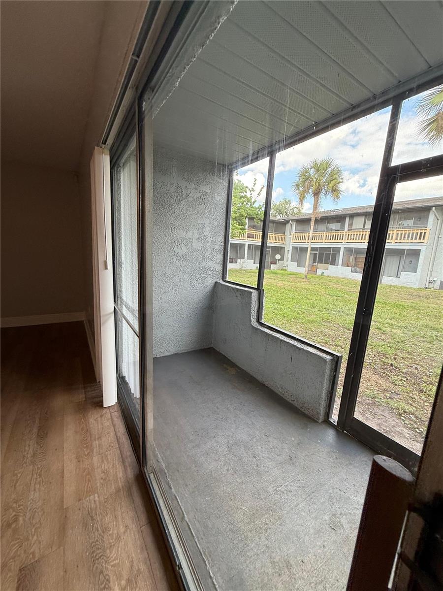 MILLENNIUM PALMS - Residential Lease