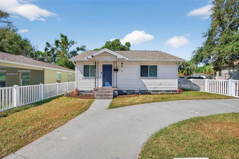 Photo of 2401 19th Street S, St Petersburg, FL 33712 (MLS # TB8441079) Photo of 2401 19th Street S, St Petersburg, FL 33712 (MLS # TB8441079)