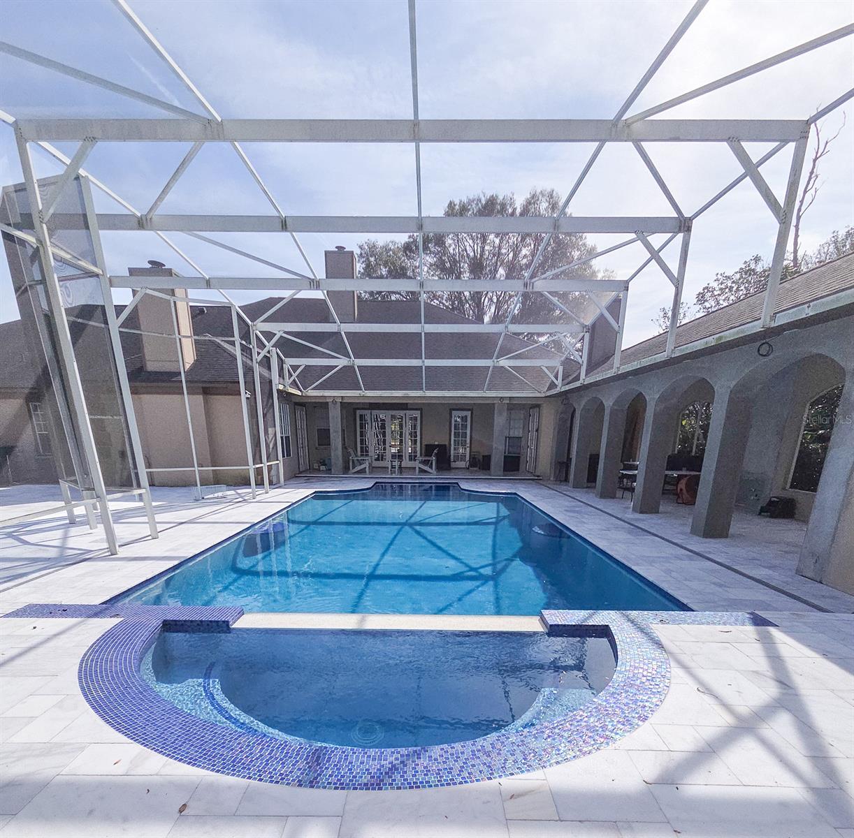 MARKHAM MEADOWS - Residential