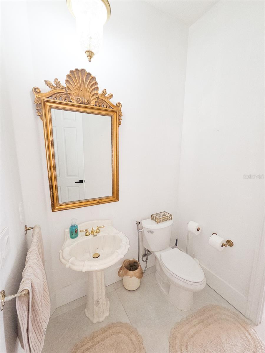 MARKHAM MEADOWS - Residential