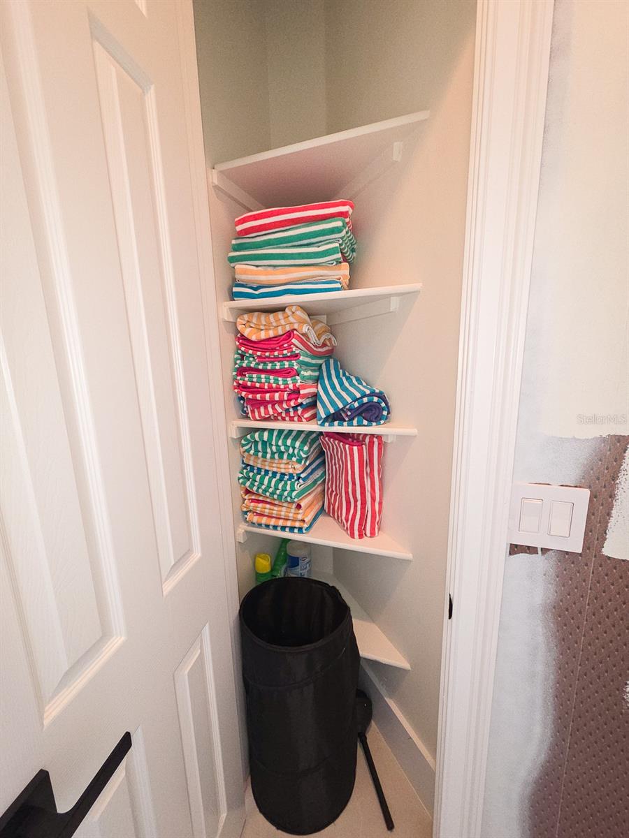 MARKHAM MEADOWS - Residential