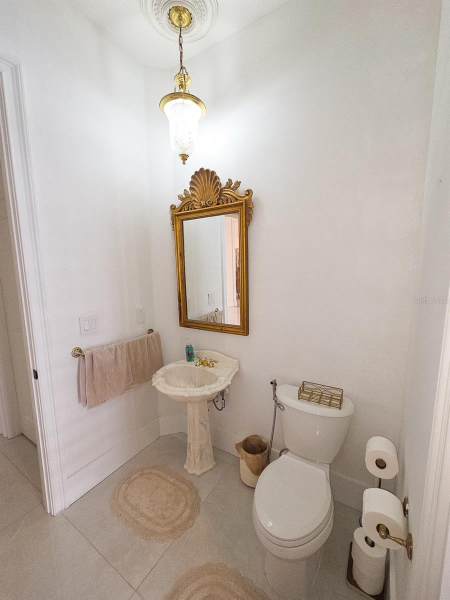 MARKHAM MEADOWS - Residential