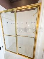 MARKHAM MEADOWS - Residential