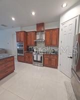 MARKHAM MEADOWS - Residential