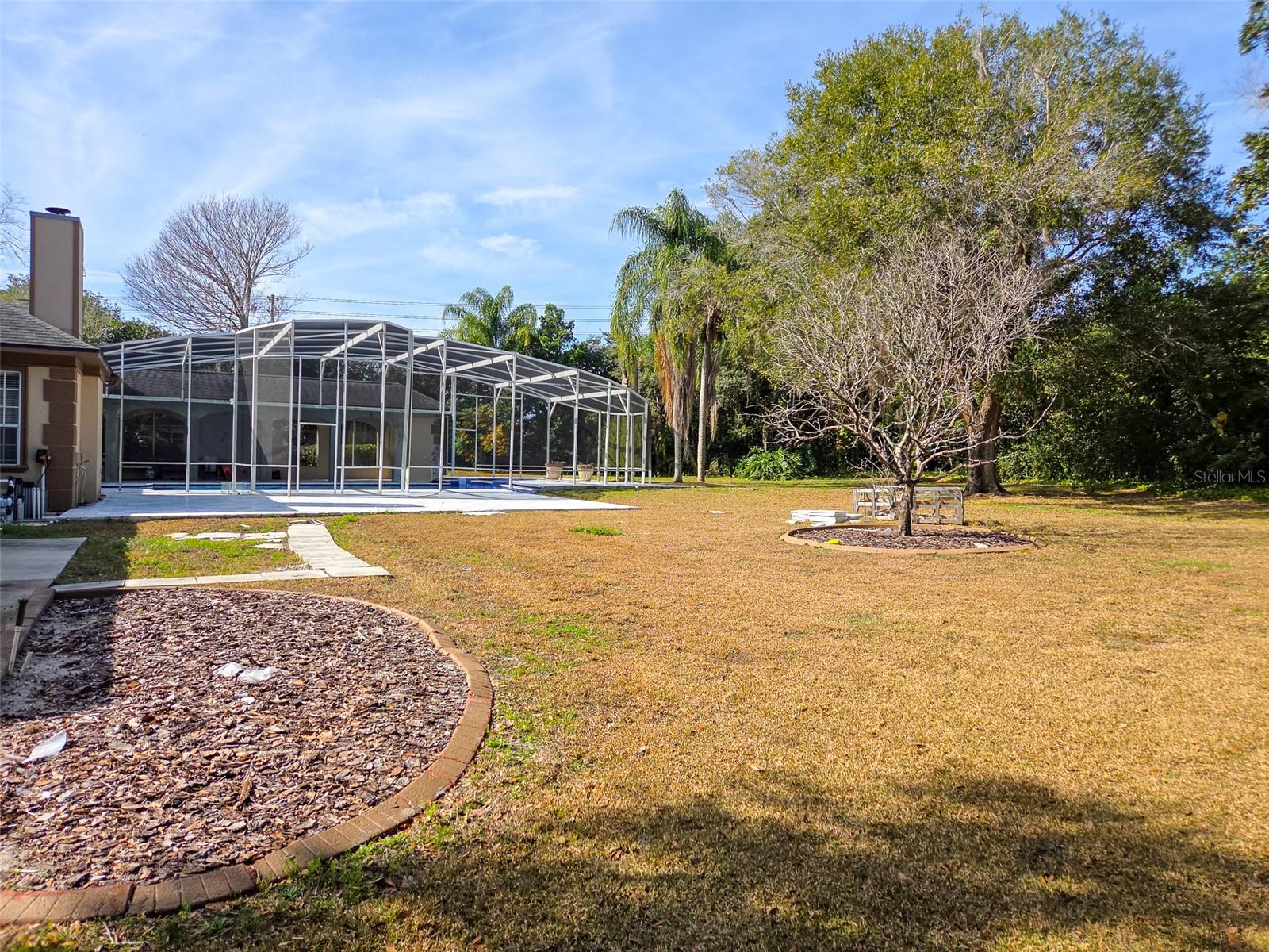 MARKHAM MEADOWS - Residential