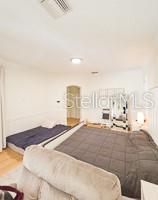 MARKHAM MEADOWS - Residential