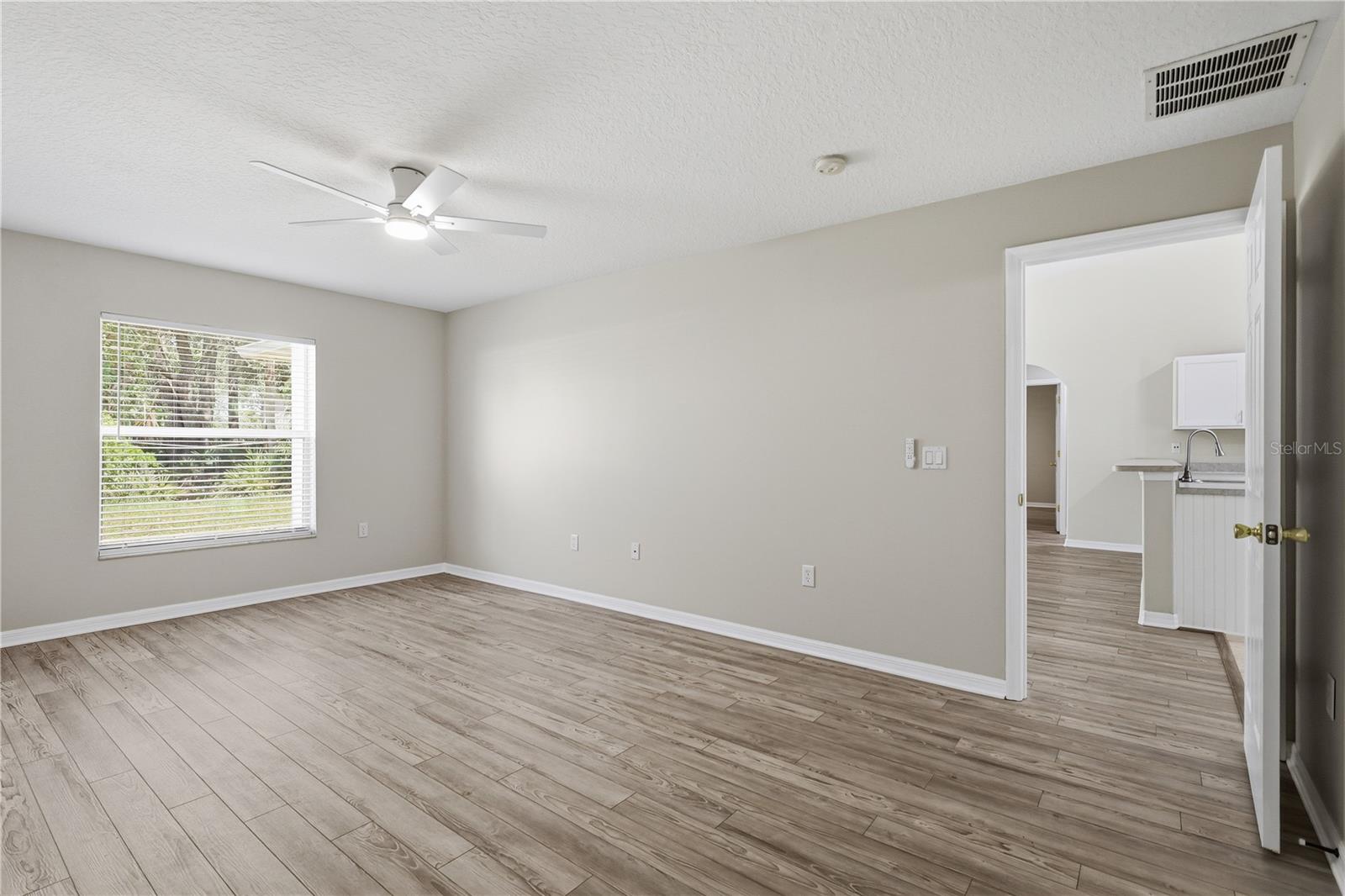 PINE GROVE - Residential