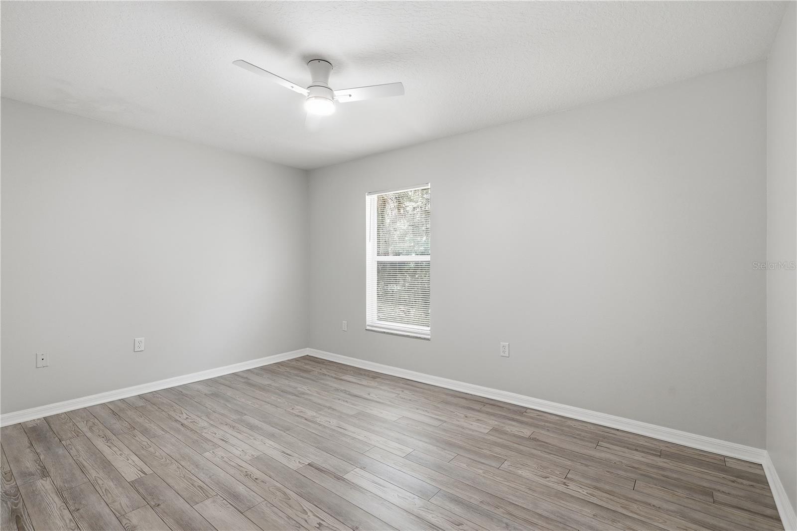 PINE GROVE - Residential