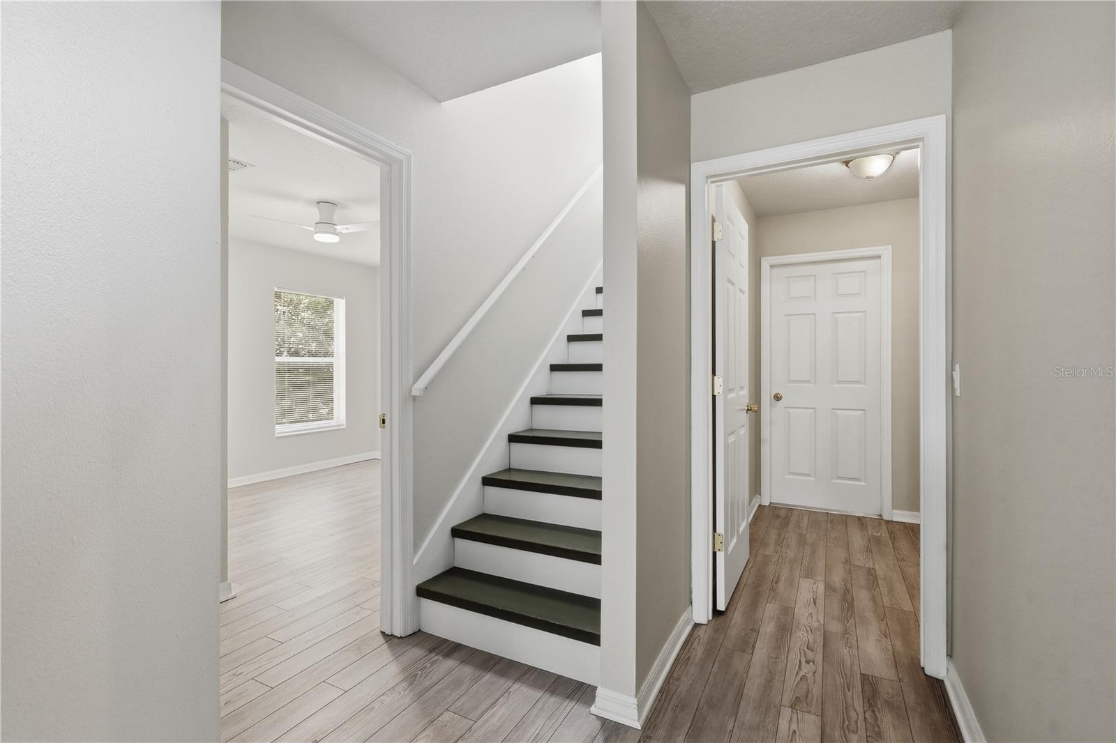 PINE GROVE - Residential