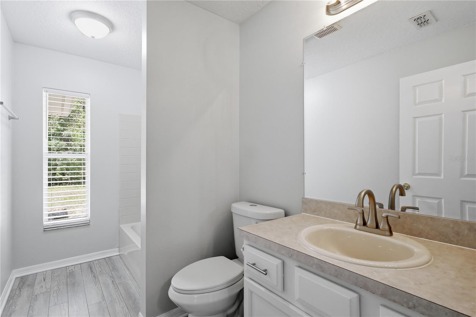 PINE GROVE - Residential