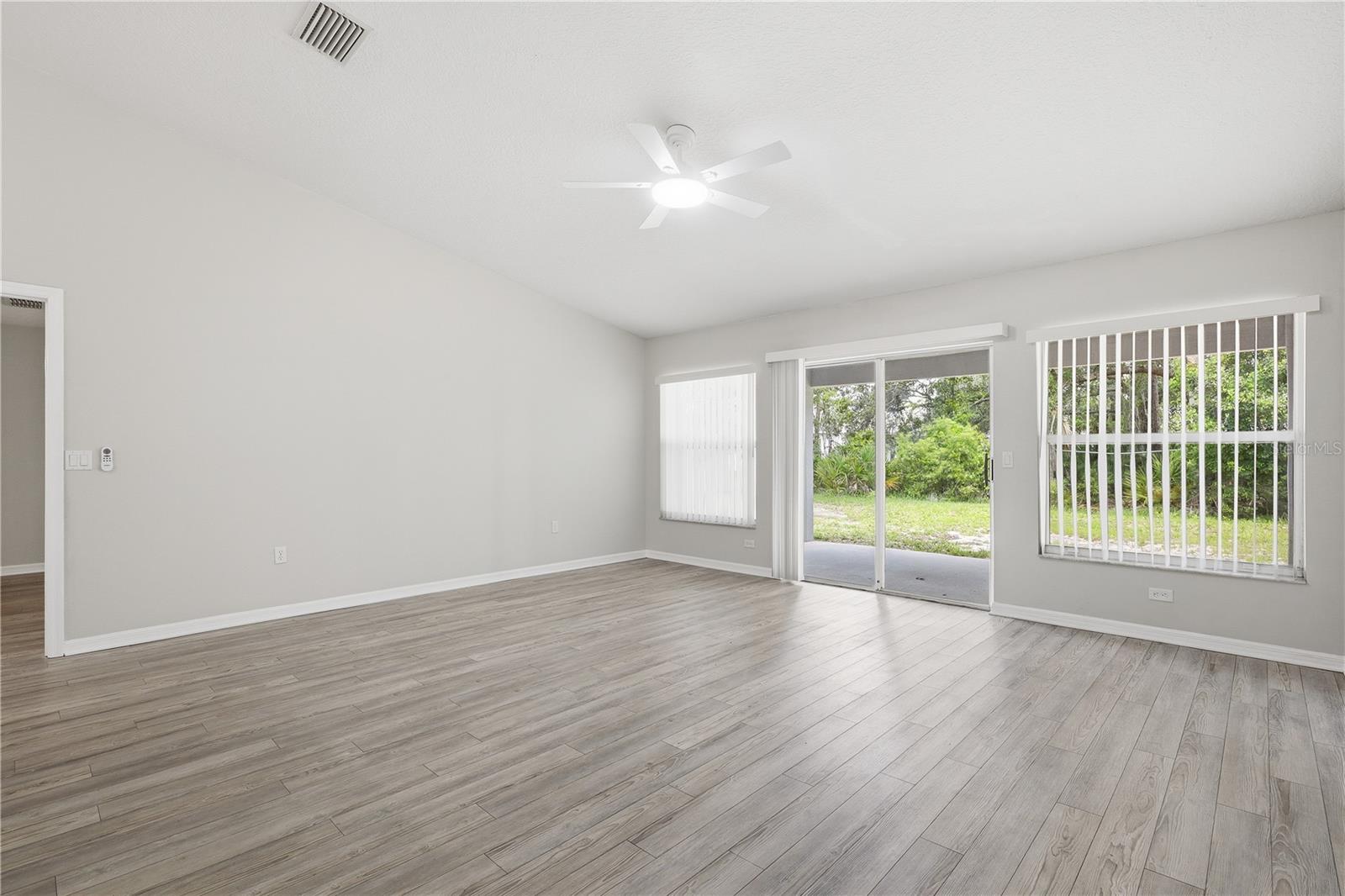 PINE GROVE - Residential