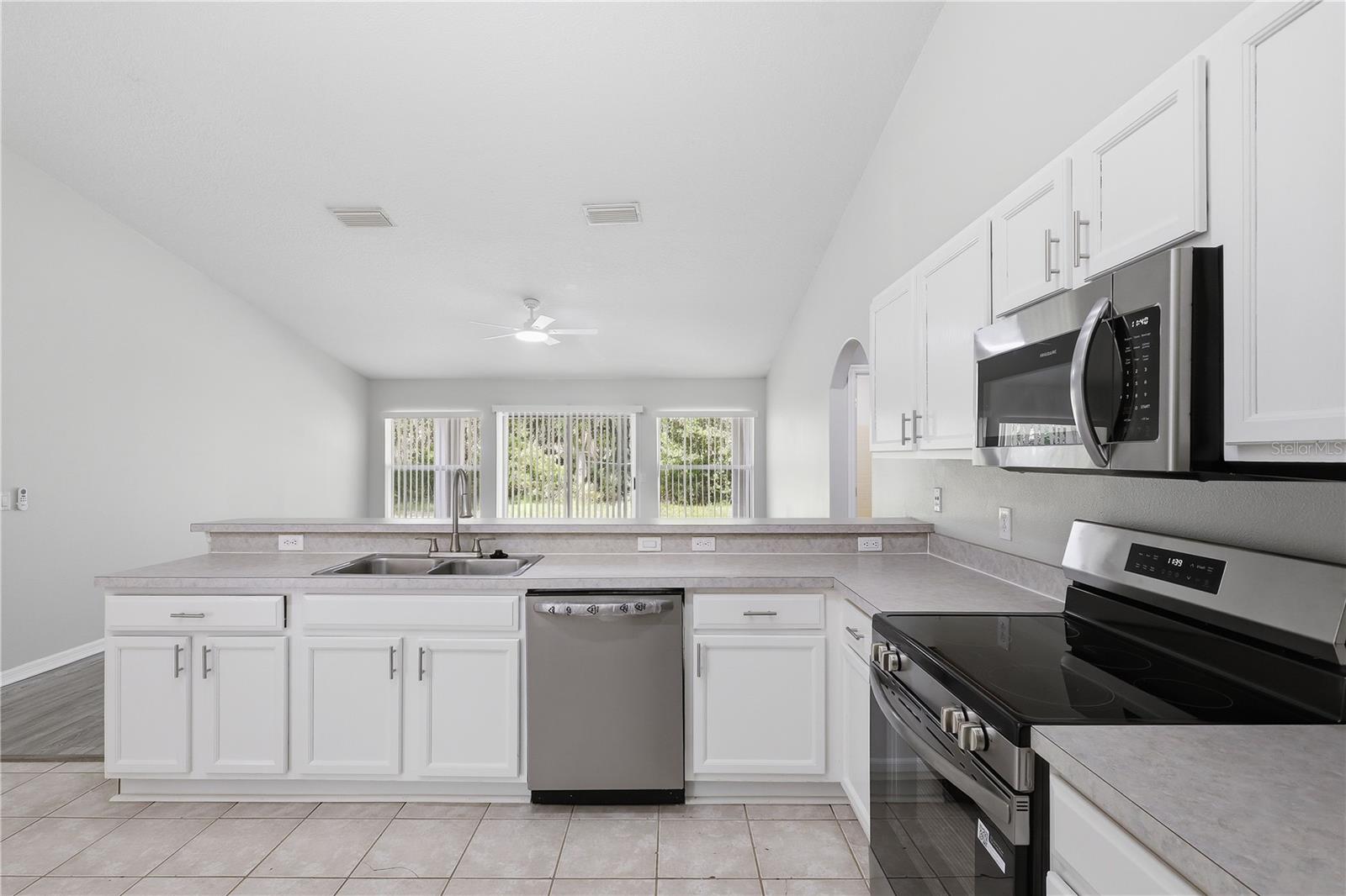PINE GROVE - Residential