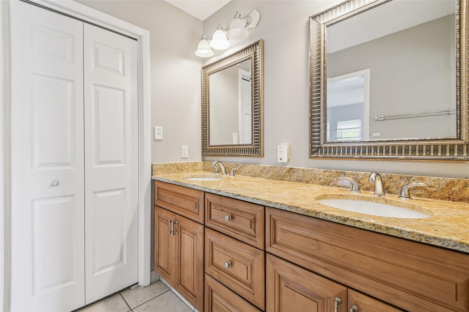 COUNTRY PLACE UNIT IV B - Residential