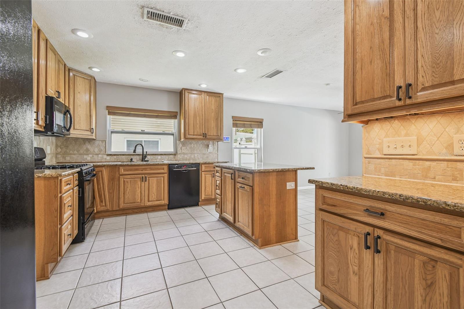 COUNTRY PLACE UNIT IV B - Residential