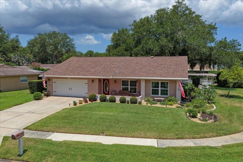 Photo of 2211 Portside Passage, Palm Harbor, FL 34685 (MLS # TB8519351)