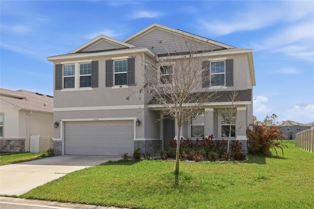 Photo of 1516 Tropical Oasis Avenue, Plant City, FL 33565 (MLS # O6389332)