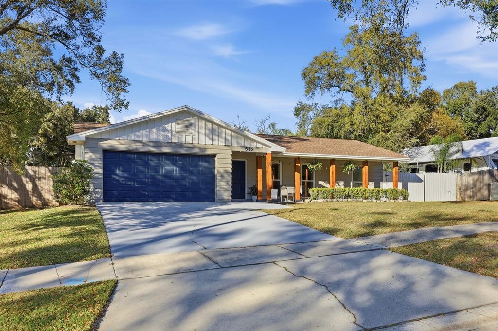 Photo of 512 Garden Heights Drive, Winter Garden, FL 34787 (MLS # S5142675)