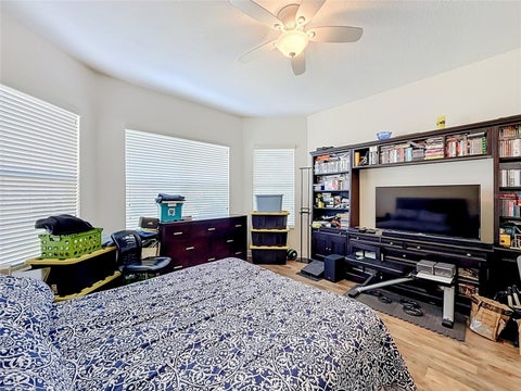 Tiny photo for 38634 Lakeview Walk, Lady Lake, FL 32159 (MLS # TB8562561)