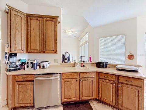 Tiny photo for 38634 Lakeview Walk, Lady Lake, FL 32159 (MLS # TB8562561)