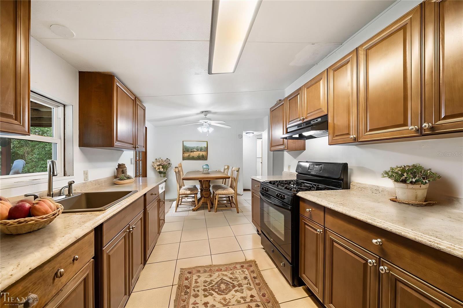 WILLISTON HIGHLANDS - Residential