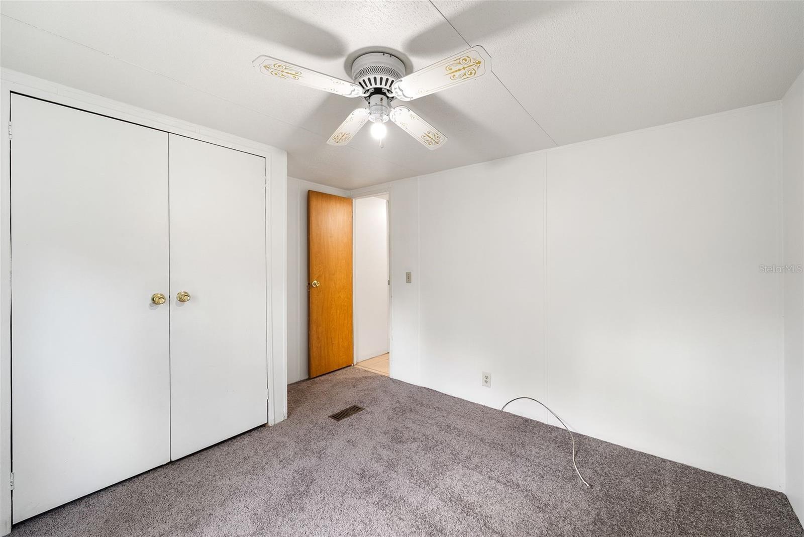 WILLISTON HIGHLANDS - Residential