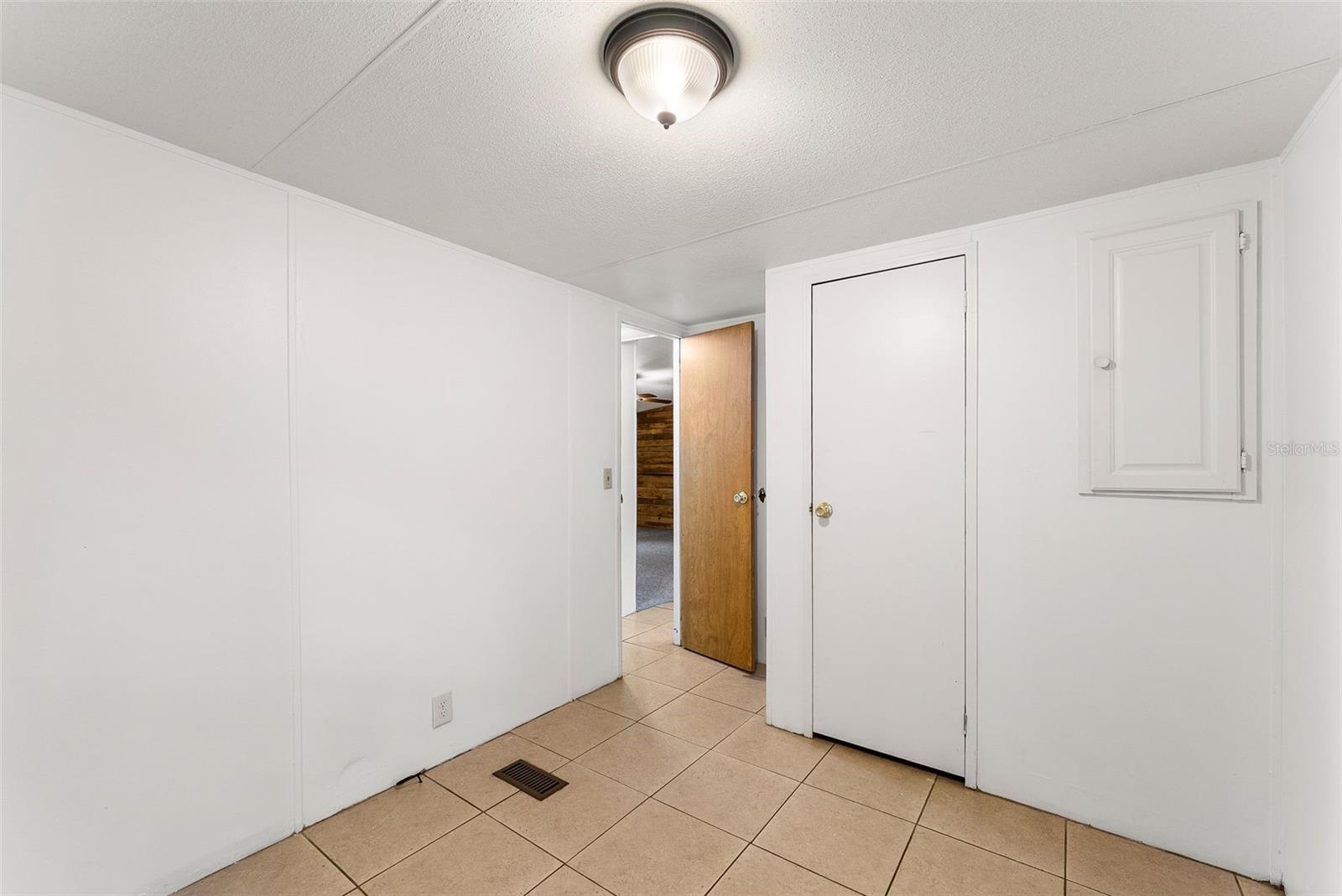 WILLISTON HIGHLANDS - Residential