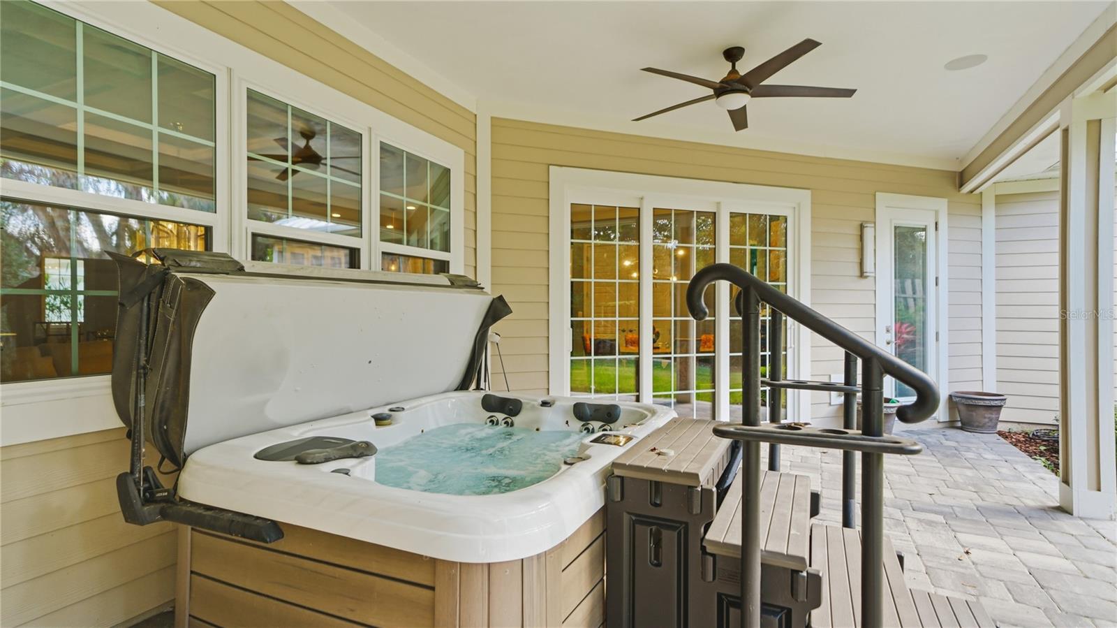 OAK HAMMOCK - Residential