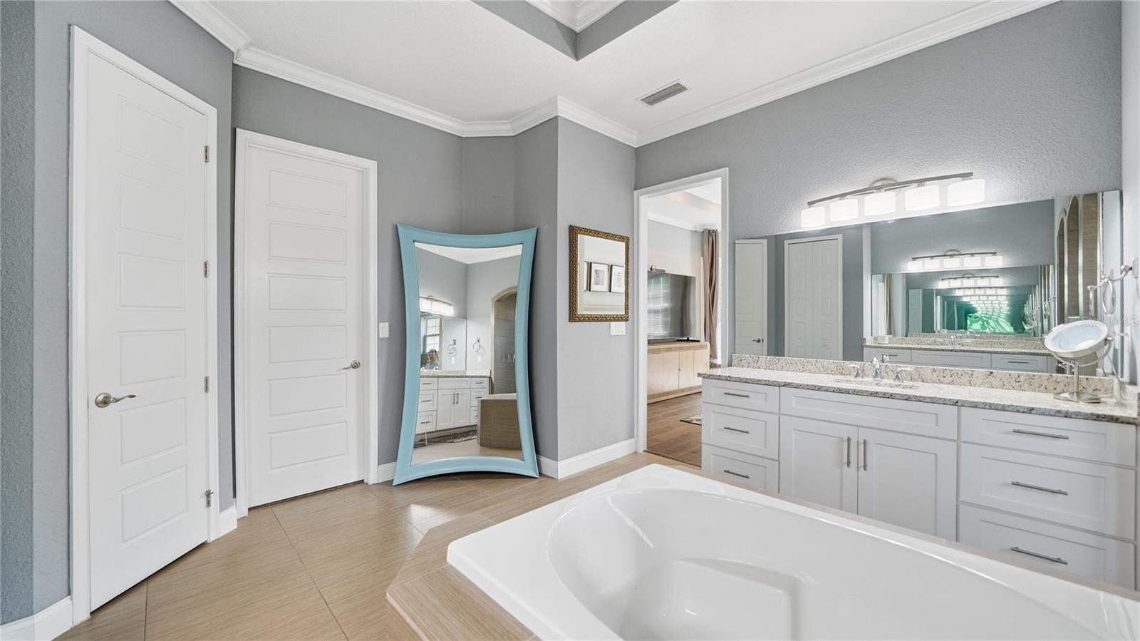 OAK HAMMOCK - Residential