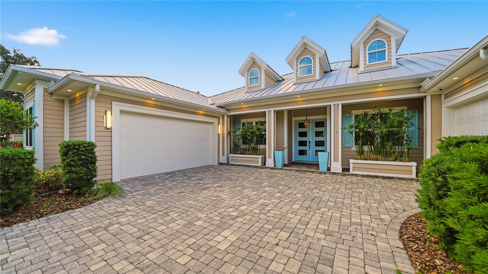 OAK HAMMOCK - Residential