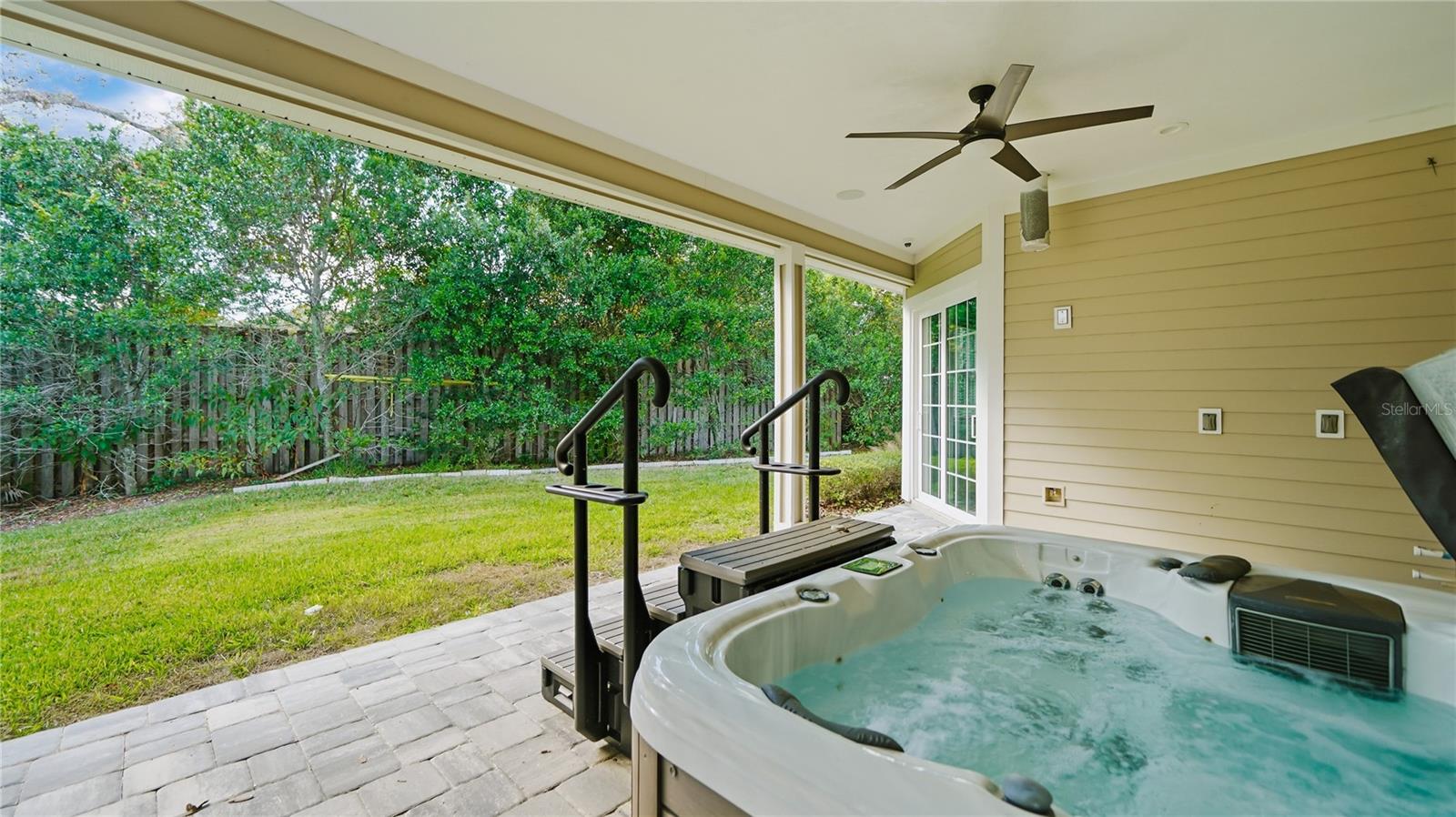 OAK HAMMOCK - Residential