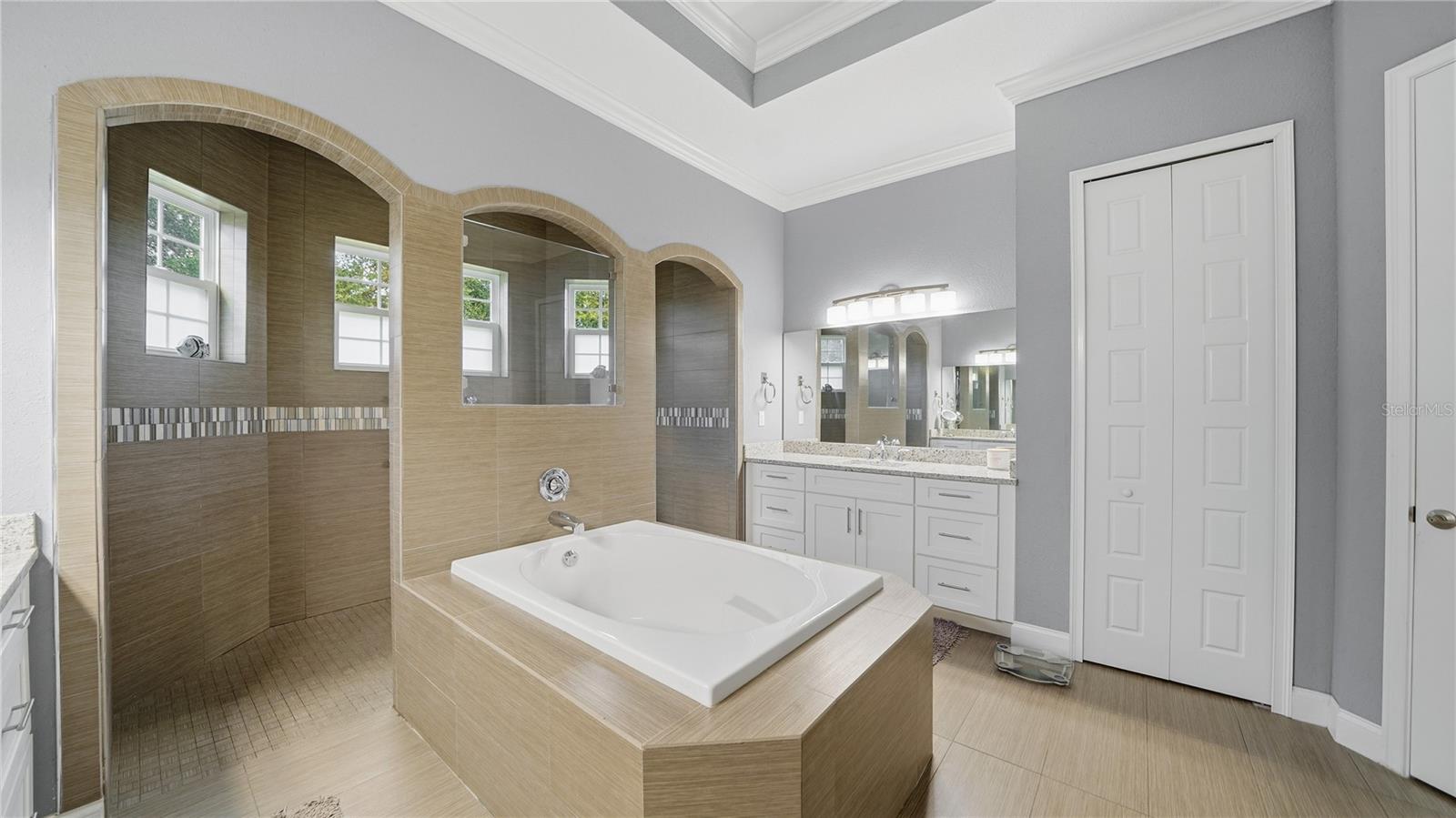 OAK HAMMOCK - Residential